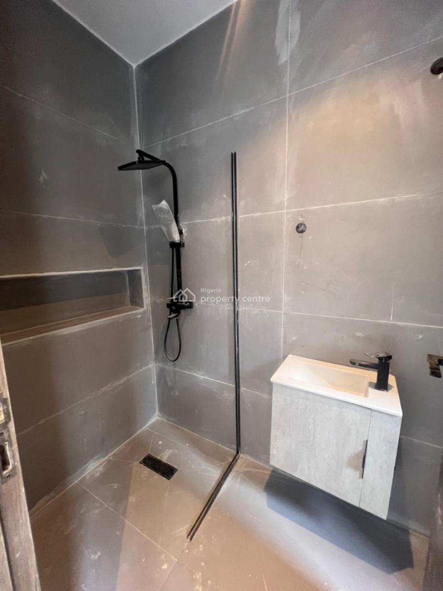 2 Bedroom Apartments Available, Lekki Phase 1, Lekki, Lagos, Flat / Apartment for Sale