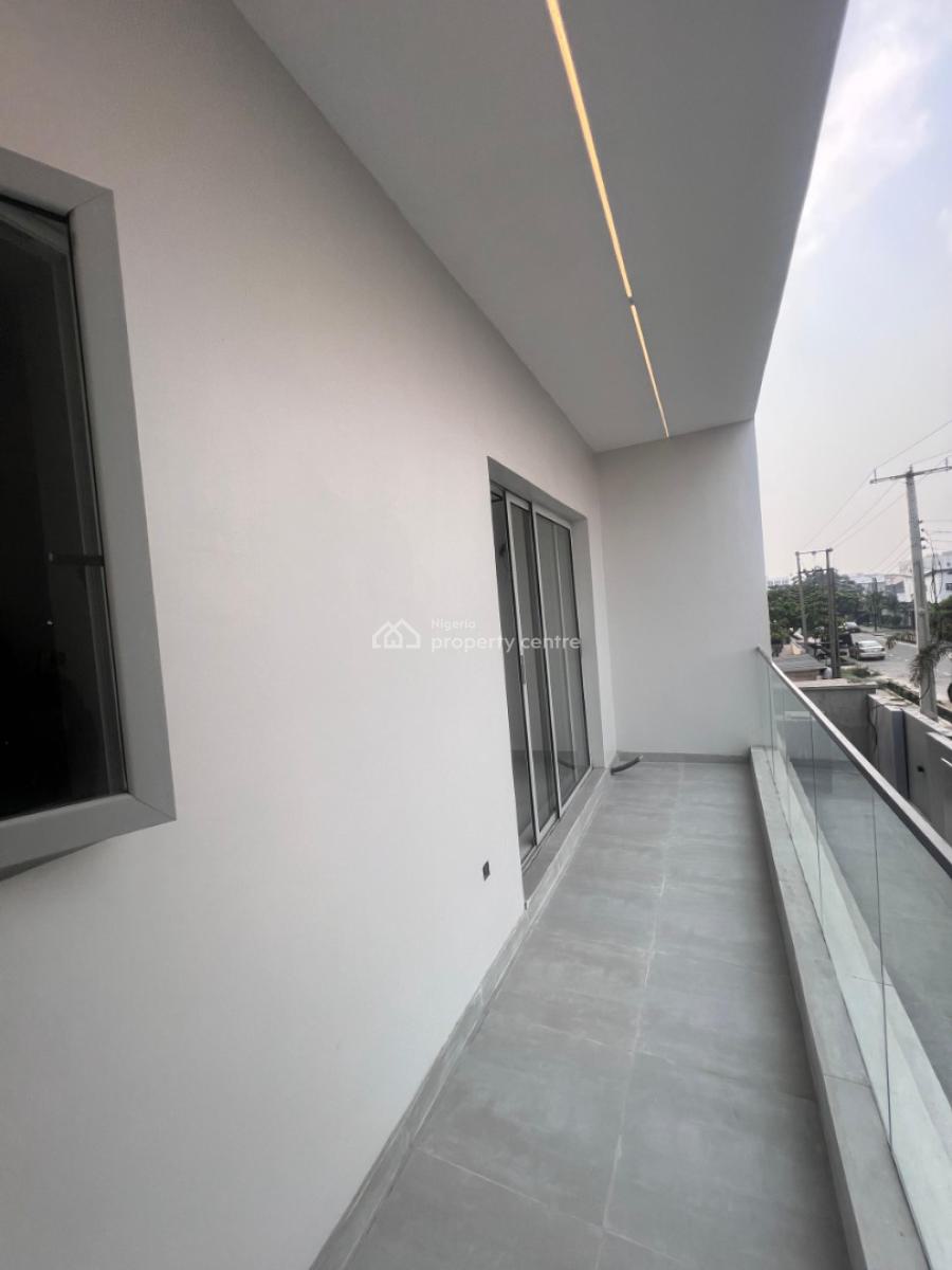 2 Bedroom Apartments Available, Lekki Phase 1, Lekki, Lagos, Flat / Apartment for Sale