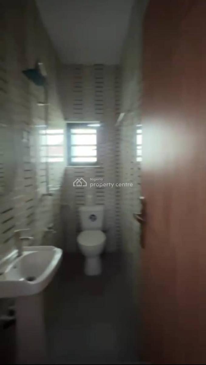 Lovely 2 Bedroom Flat, Aguda, Surulere, Lagos, Flat / Apartment for Rent