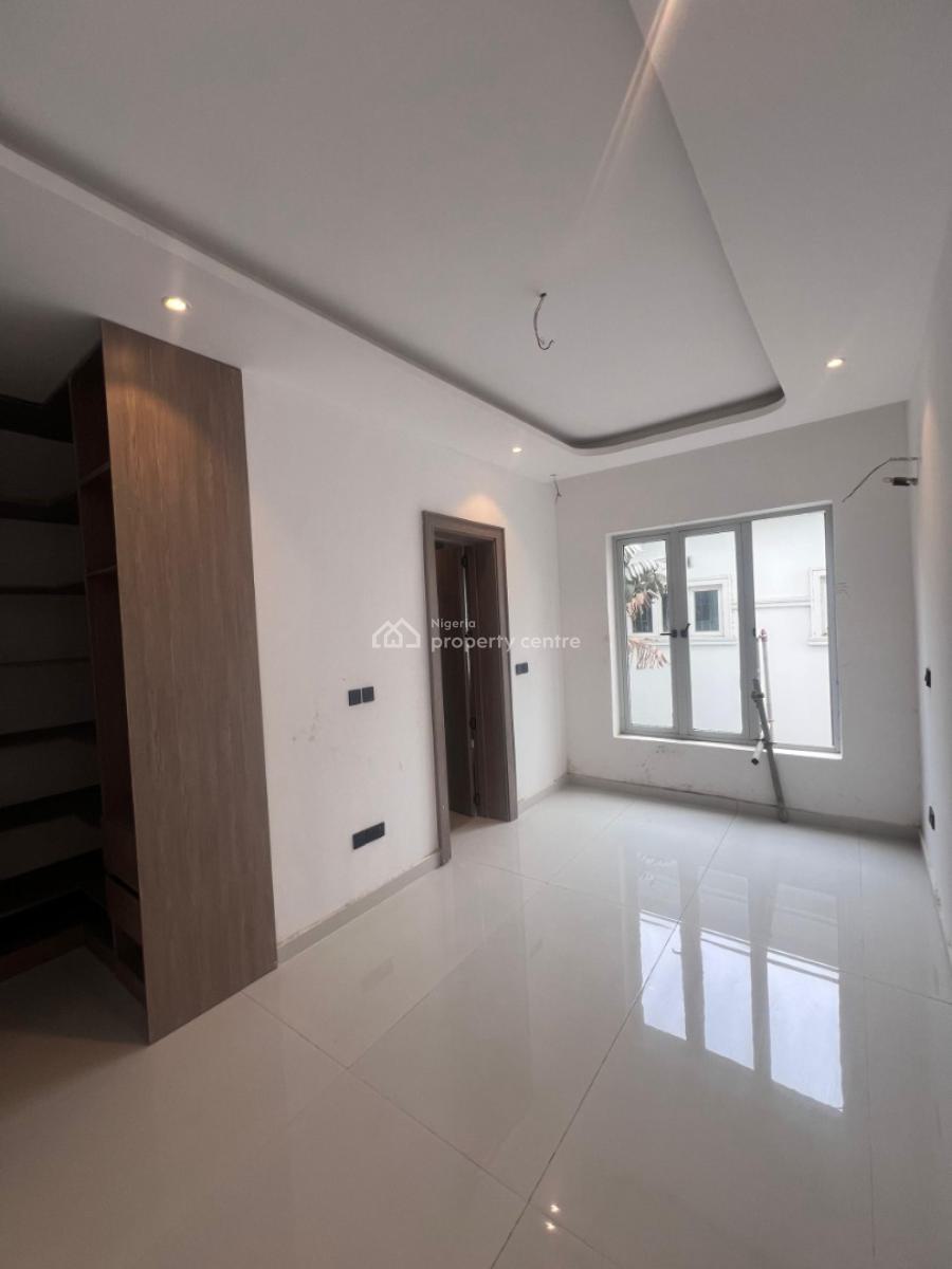 2 Bedroom Maisonette, Lekki Phase 1, Lekki, Lagos, House for Sale