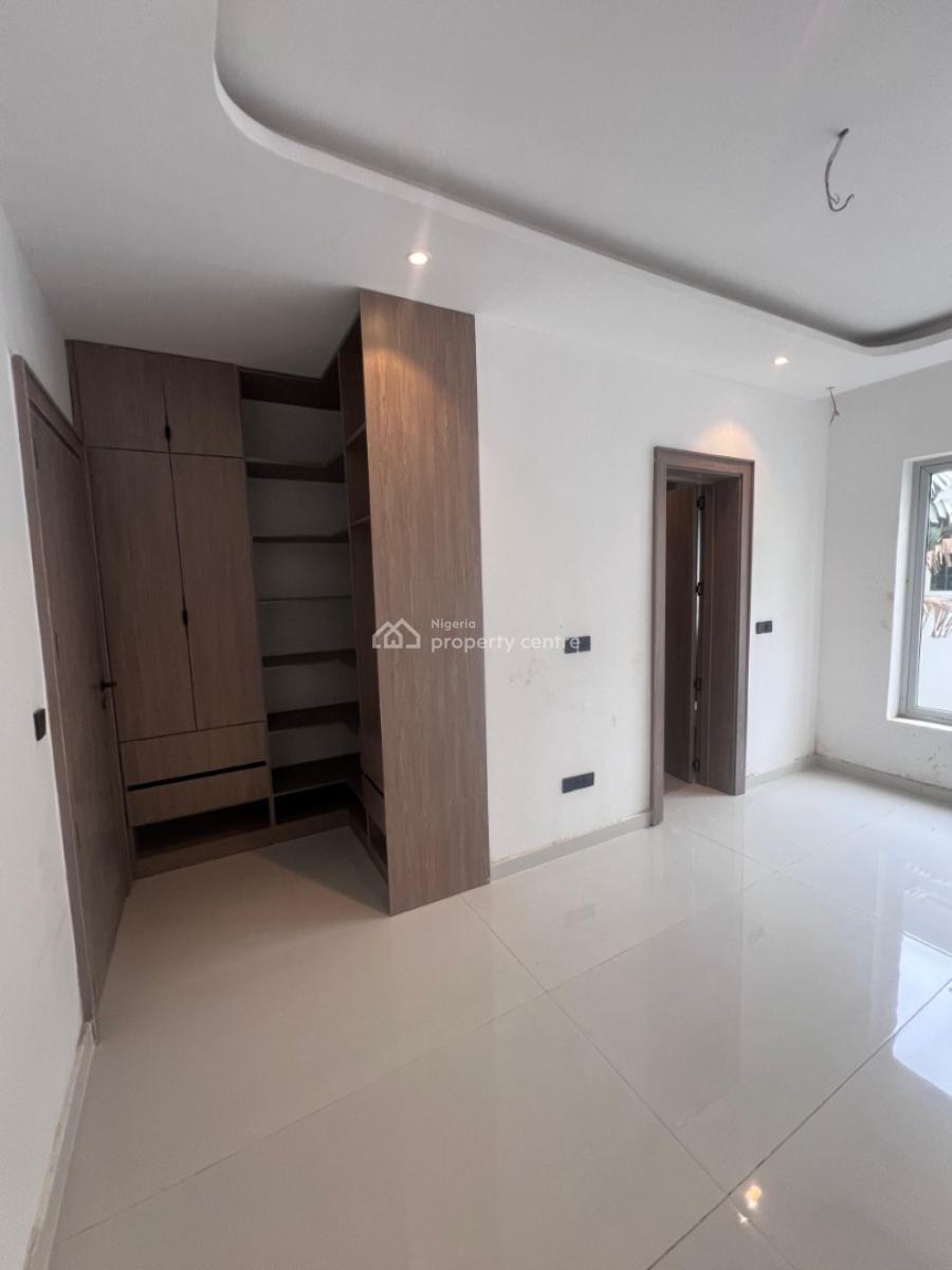 2 Bedroom Maisonette, Lekki Phase 1, Lekki, Lagos, House for Sale