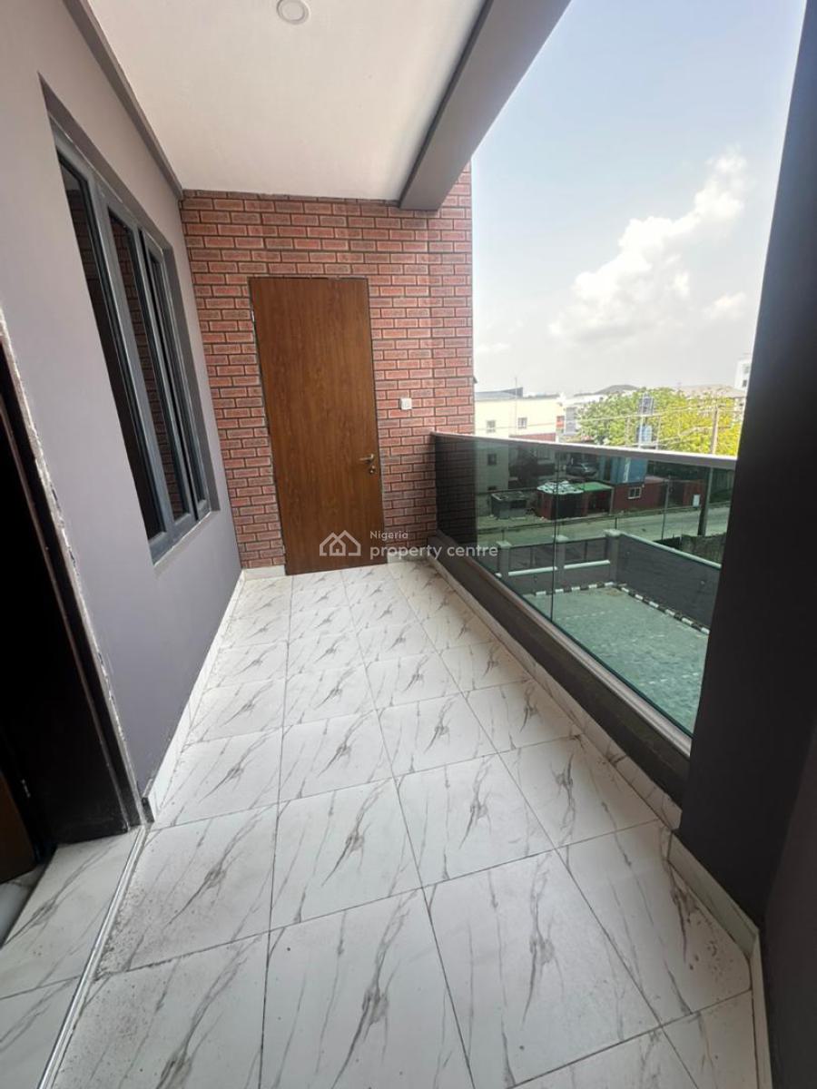 Eight (8) Units of Three (3) Bedroom Apartment with Bq, Lekki Phase 1, Lekki, Lagos, Flat / Apartment for Rent