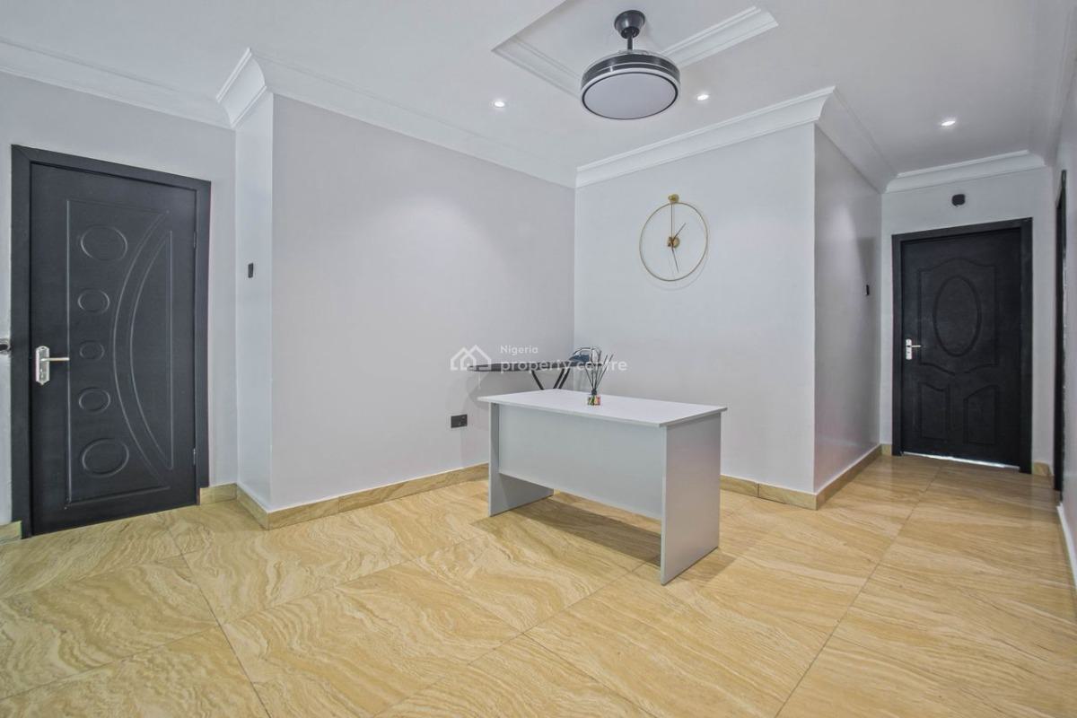 Nicely Furnished 4 Bedroom Apartment, Ikoyi, Lagos, Flat / Apartment Short Let