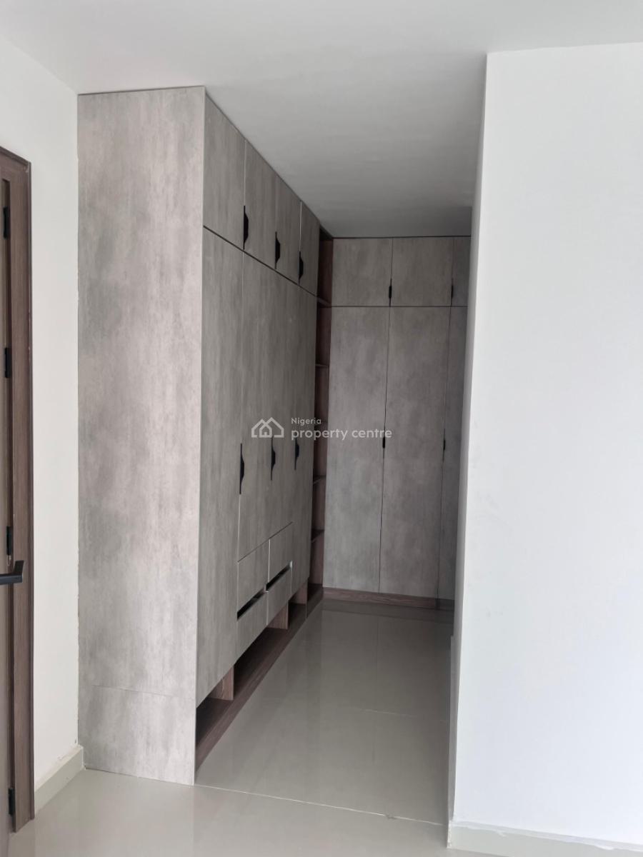 3 Bedroom Apartment, Lekki Phase 1, Lekki, Lagos, Flat / Apartment for Sale