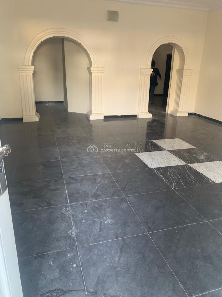 Neat 3 Bedroom Apartment, Ikota, Lekki, Lagos, Flat / Apartment for Rent