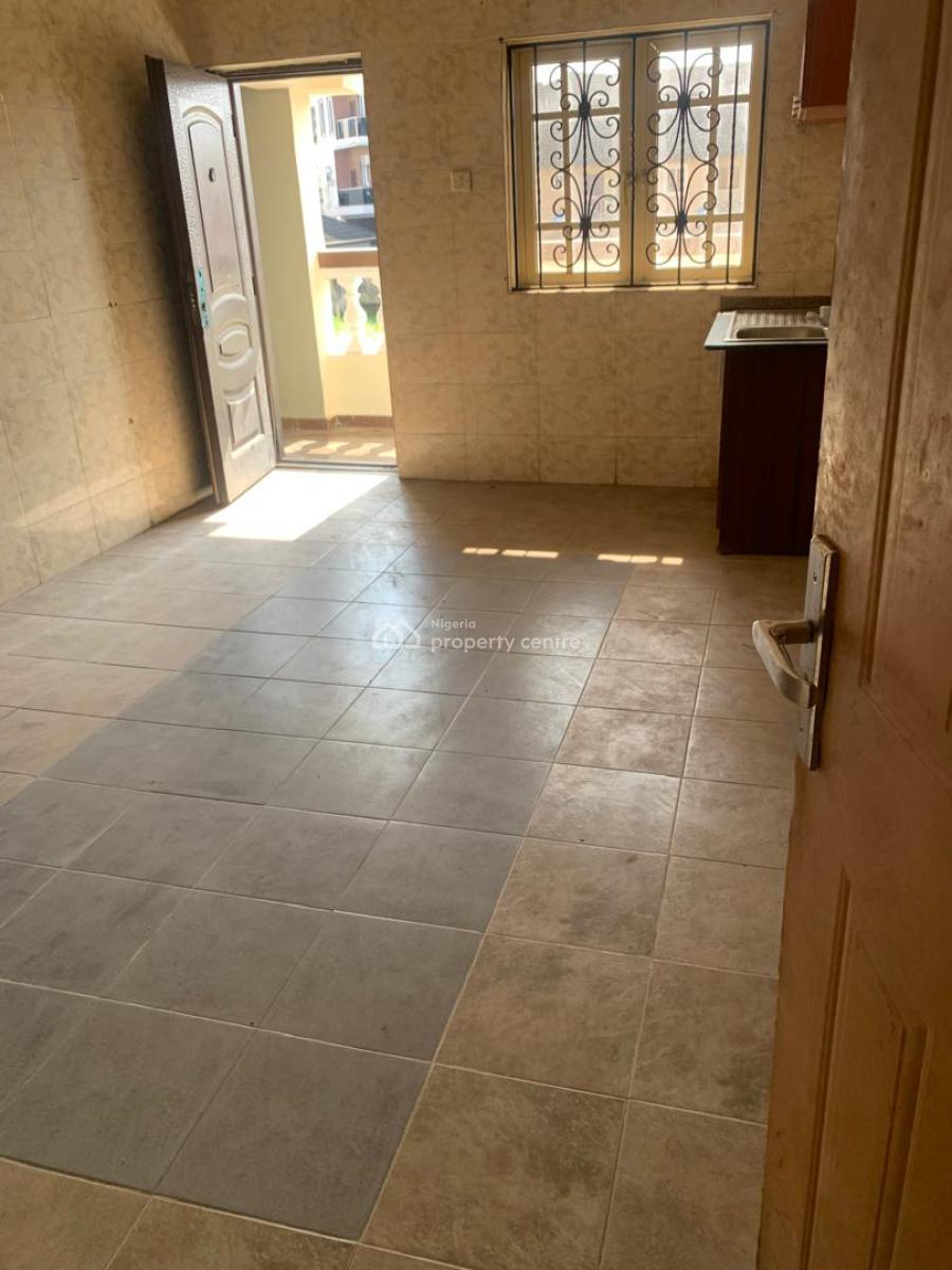 Neat 3 Bedroom Apartment, Ikota, Lekki, Lagos, Flat / Apartment for Rent