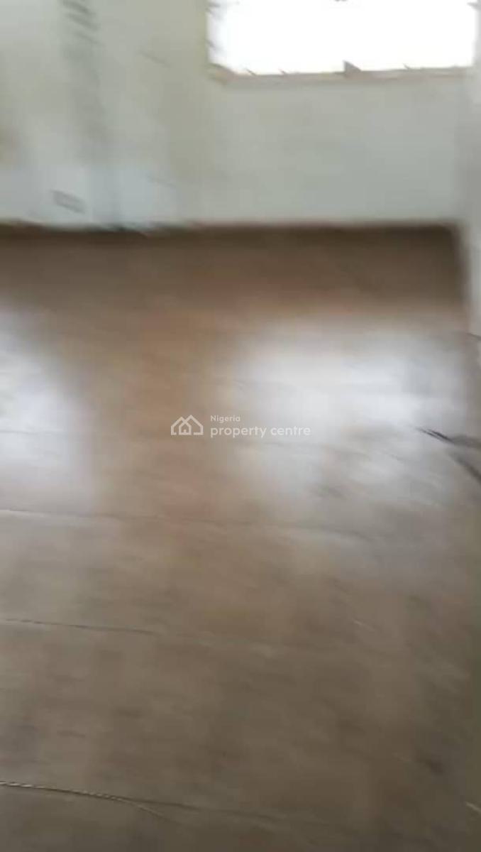 Lovely 3 Bedroom Flat, on Bode Thomas Road, Surulere, Lagos, Flat / Apartment for Rent