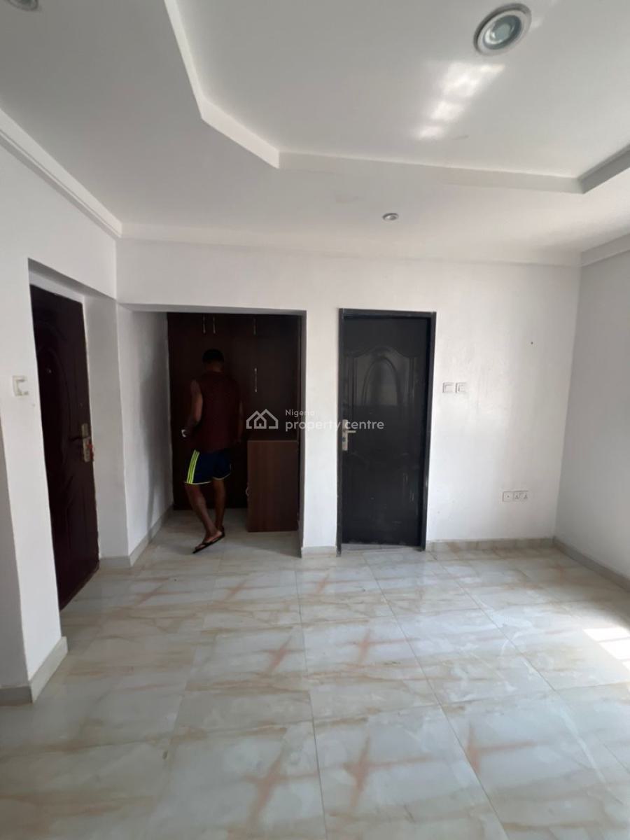 3bed Apartment, Mobile Road, Ajah, Lagos, Flat / Apartment for Rent
