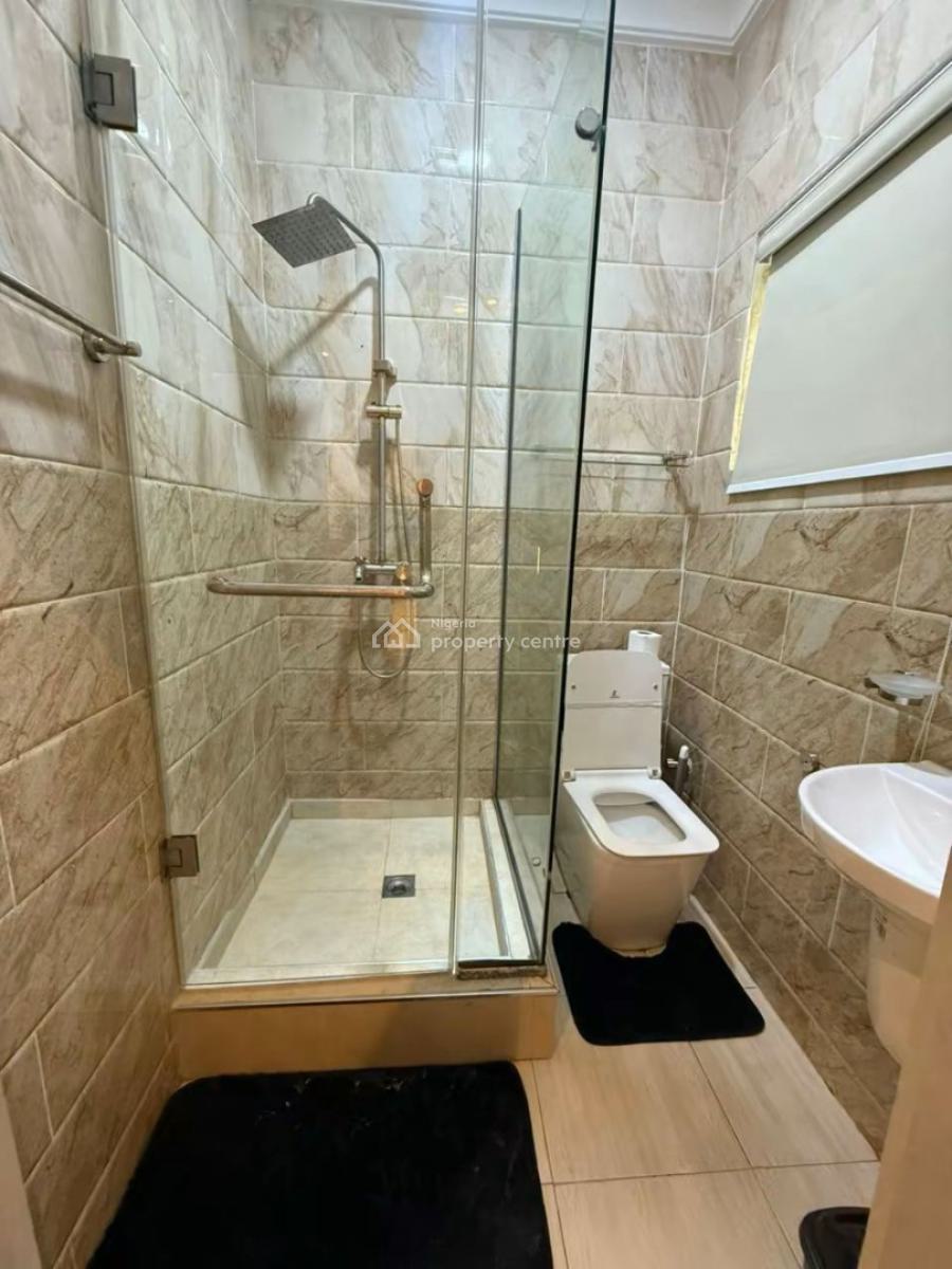 Nicely Funished 4 Bedroom Apartment, Lekki Phase 1, Lekki, Lagos, Flat / Apartment Short Let