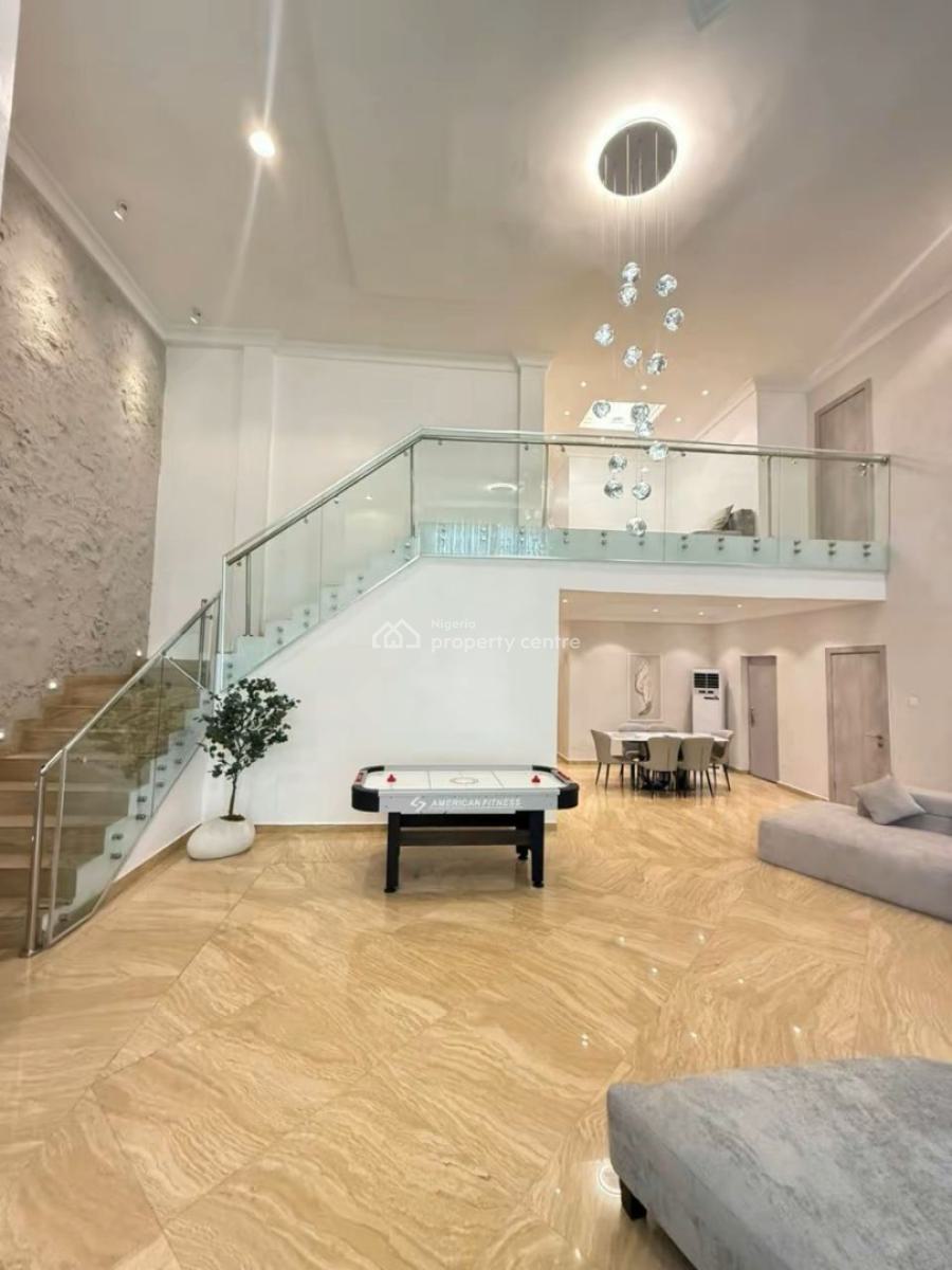 Nicely Funished 4 Bedroom Apartment, Lekki Phase 1, Lekki, Lagos, Flat / Apartment Short Let