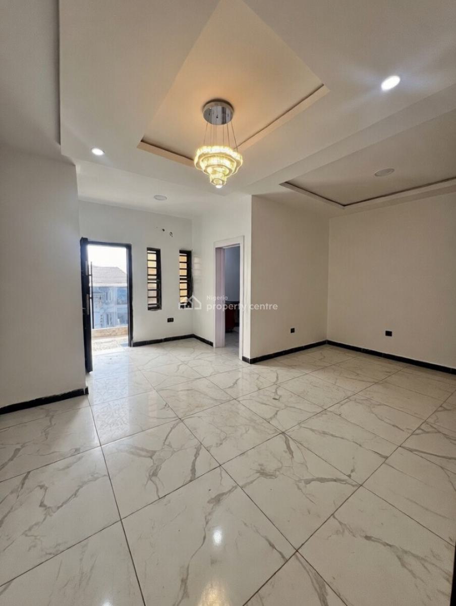 a Standard 2bedroom Flat, Pepperoni Abraham Adesunya, Lekki Phase 2, Lekki, Lagos, Flat / Apartment for Rent