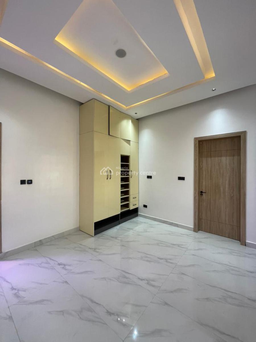 5 Bedroom Fully Detached Duplex with Bq, Lekki, Lagos, Detached Duplex for Sale