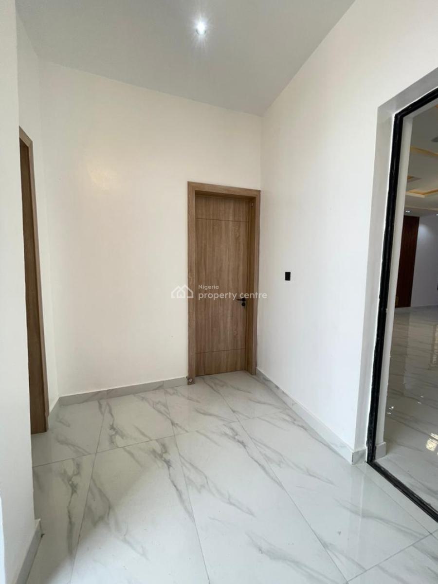 5 Bedroom Fully Detached Duplex with Bq, Lekki, Lagos, Detached Duplex for Sale