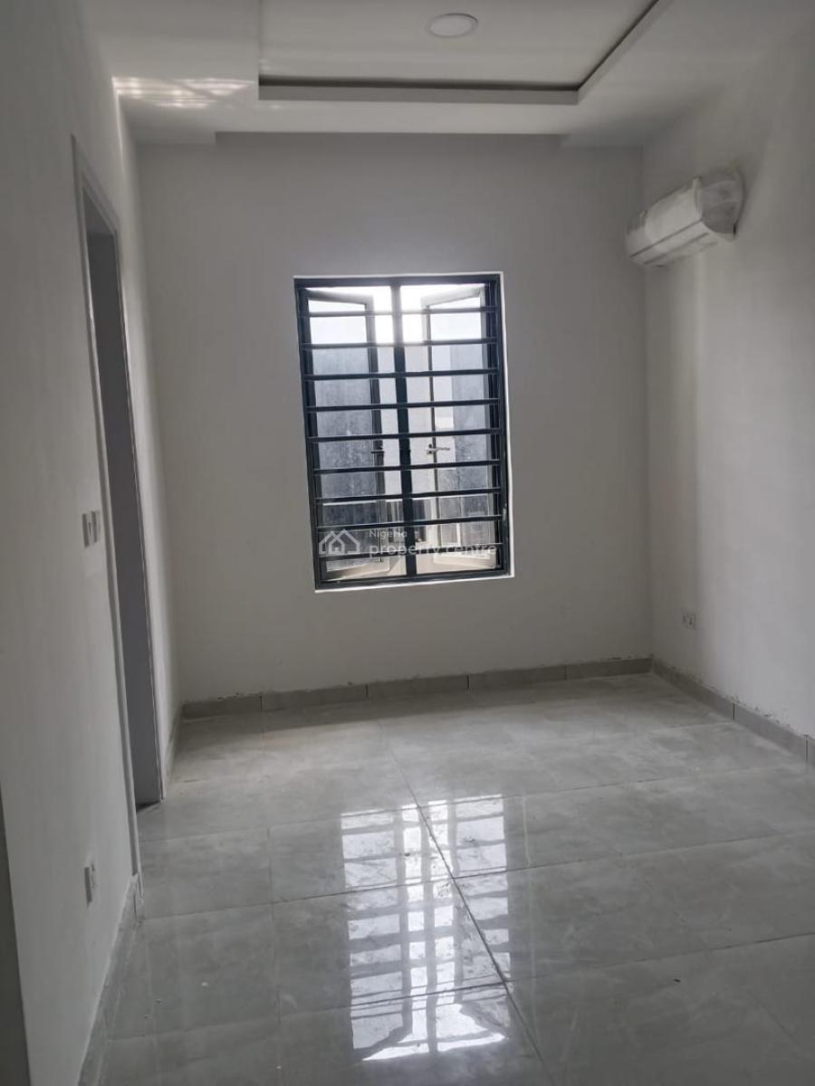 3 Bedroom Apartment, Lekki Phase 1, Lekki, Lagos, Flat / Apartment for Sale