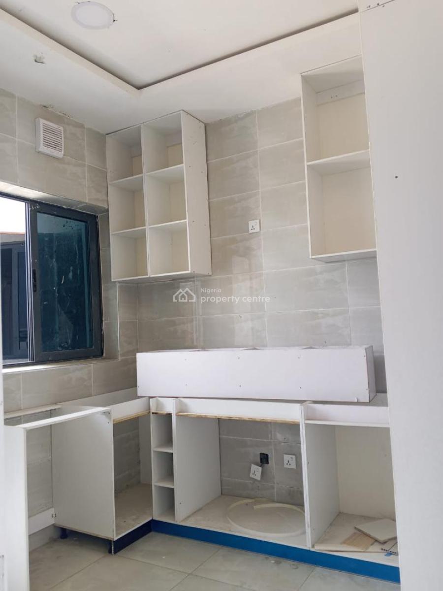 3 Bedroom Apartment, Lekki Phase 1, Lekki, Lagos, Flat / Apartment for Sale
