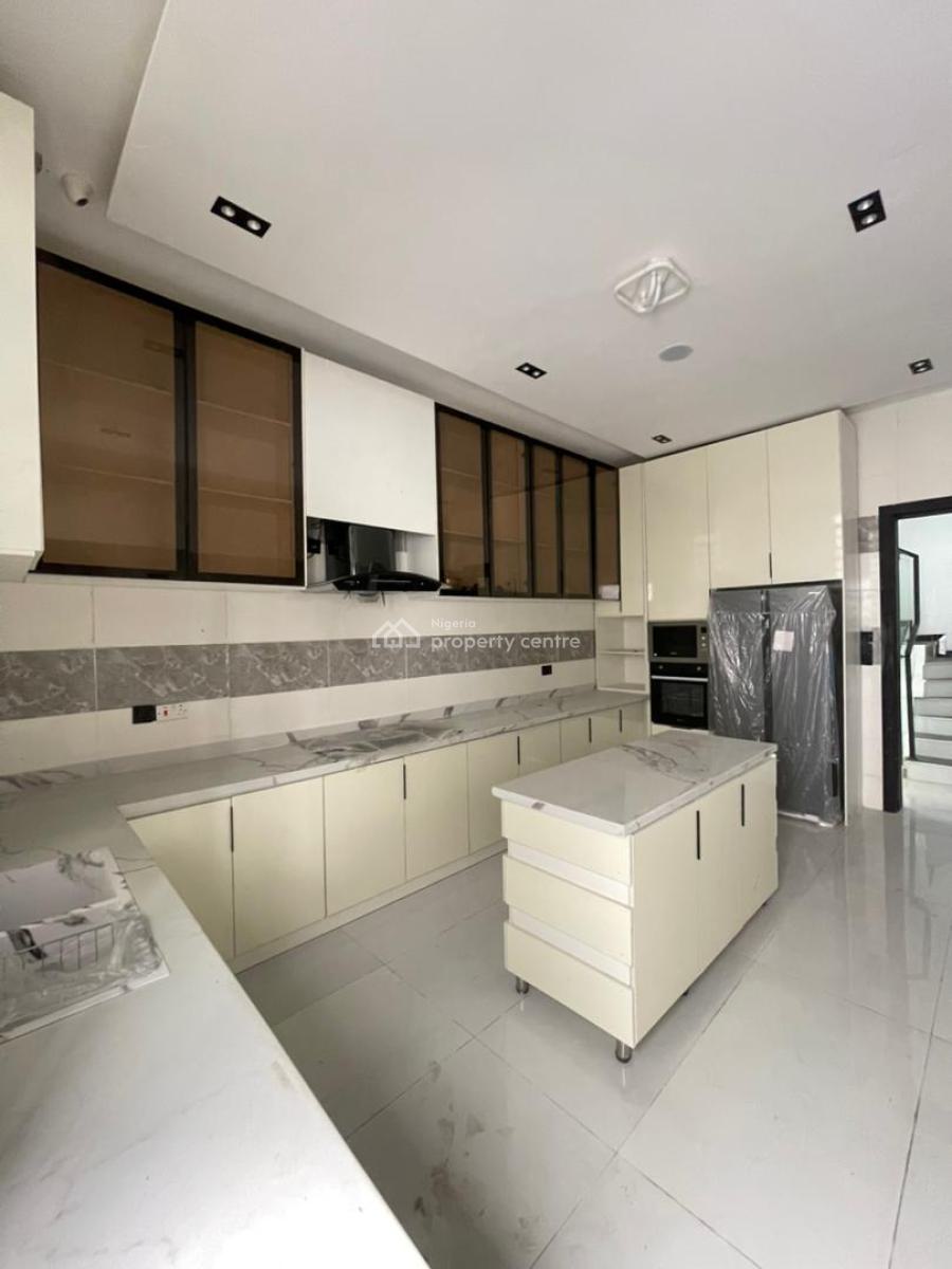 5 Bedroom Fully Detached Duplex with Bq, Lekki, Lagos, Detached Duplex for Sale