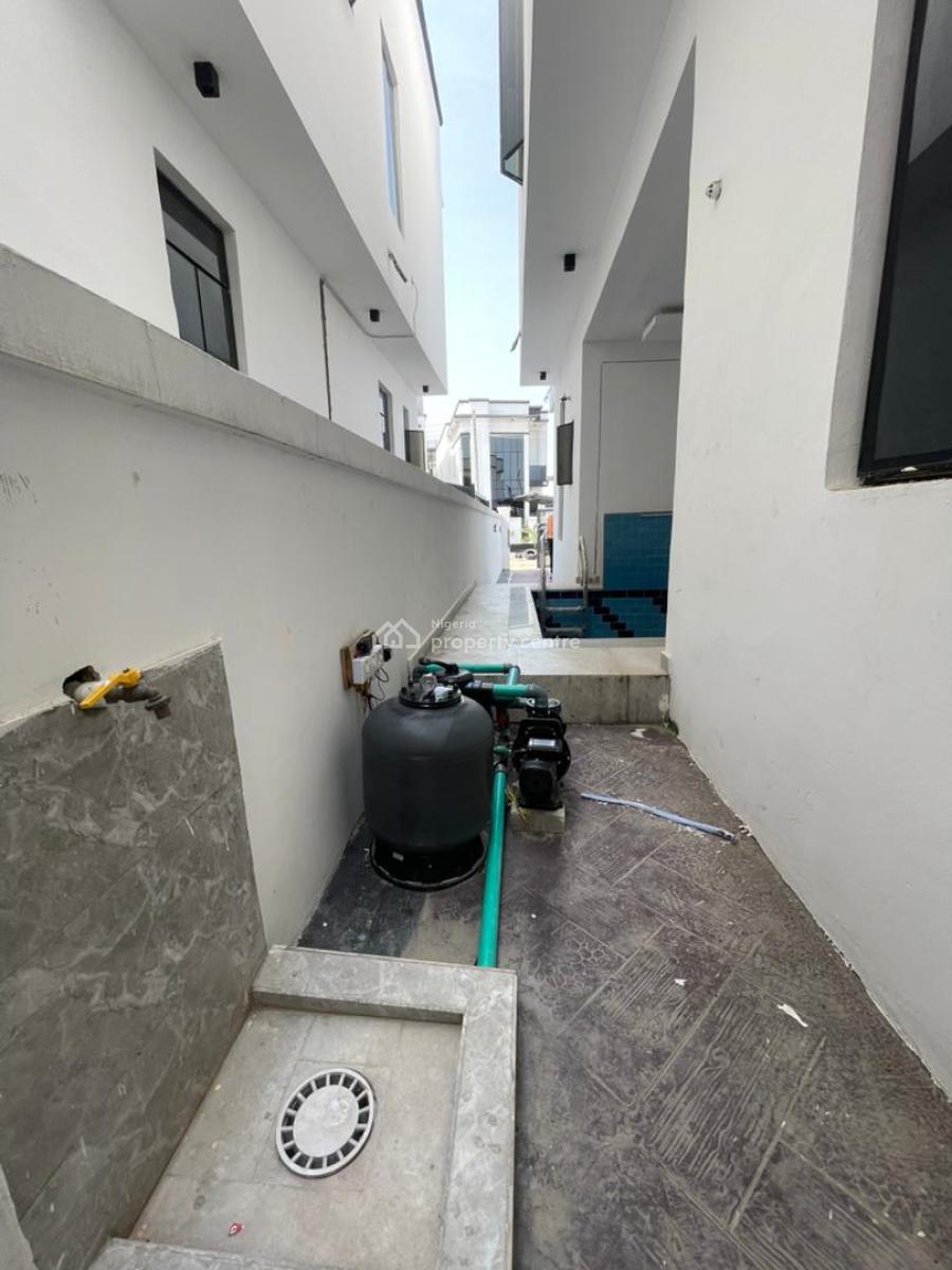 5 Bedroom Fully Detached Duplex with Bq, Lekki, Lagos, Detached Duplex for Sale