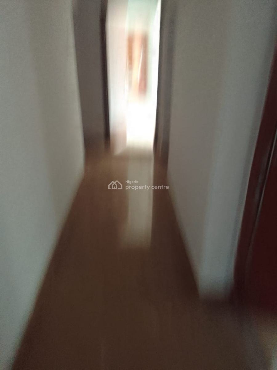 Nice and Standard 3bedroom Flat, Serene and Secure Estate New Road Before Chevron Traffic Light Lekki, Lekki Expressway, Lekki, Lagos, Flat / Apartment for Rent