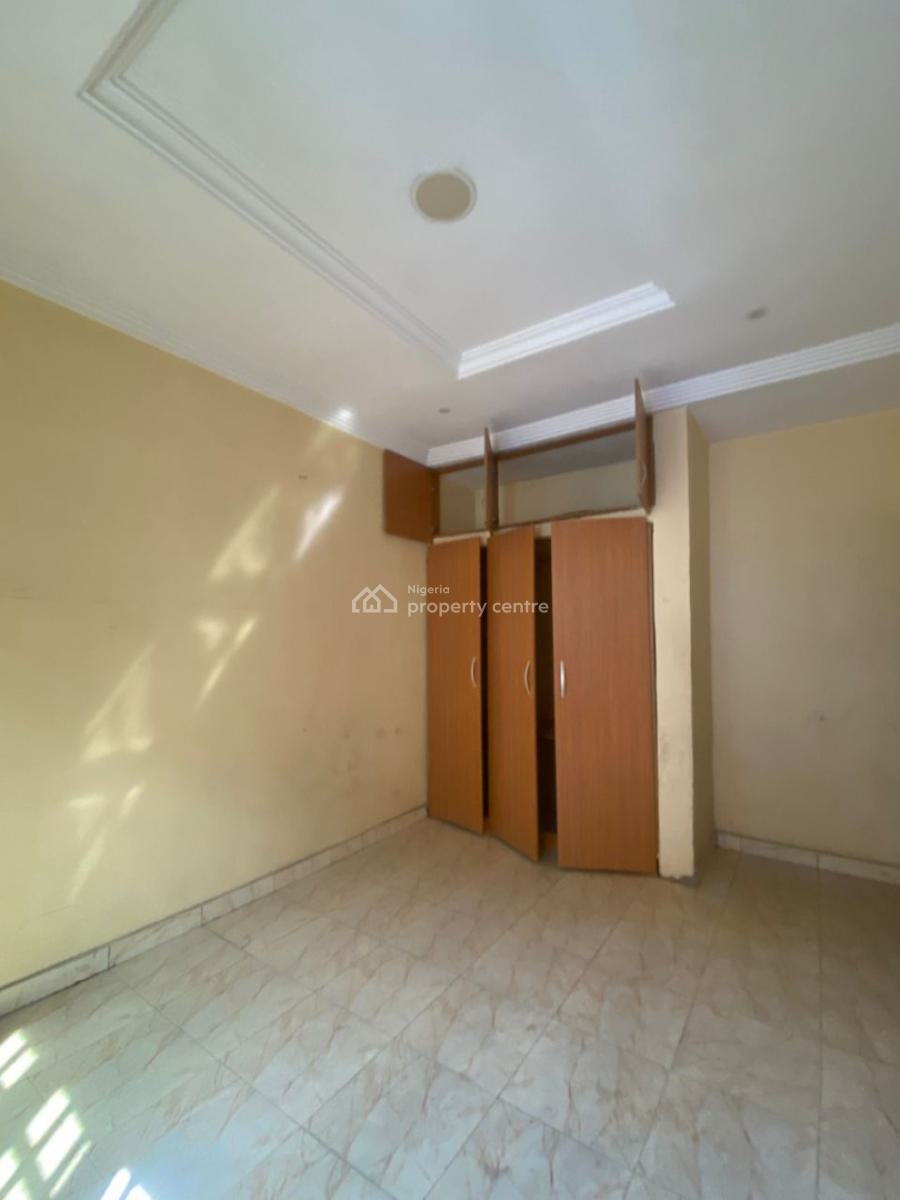 Spacious 3 Bedroom Flat in an Estate, Sangotedo, Sangotedo, Ajah, Lagos, Flat / Apartment for Rent