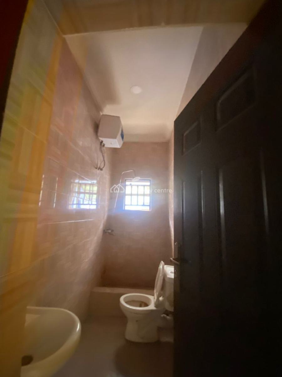 Spacious 3 Bedroom Flat in an Estate, Sangotedo, Sangotedo, Ajah, Lagos, Flat / Apartment for Rent