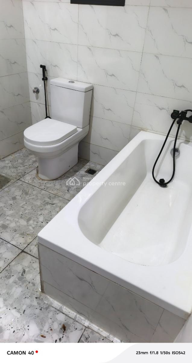 Spacious 4 Bedroom Duplex with 2 Rooms Bq, Idu Industrial, Abuja, Semi-detached Duplex for Rent