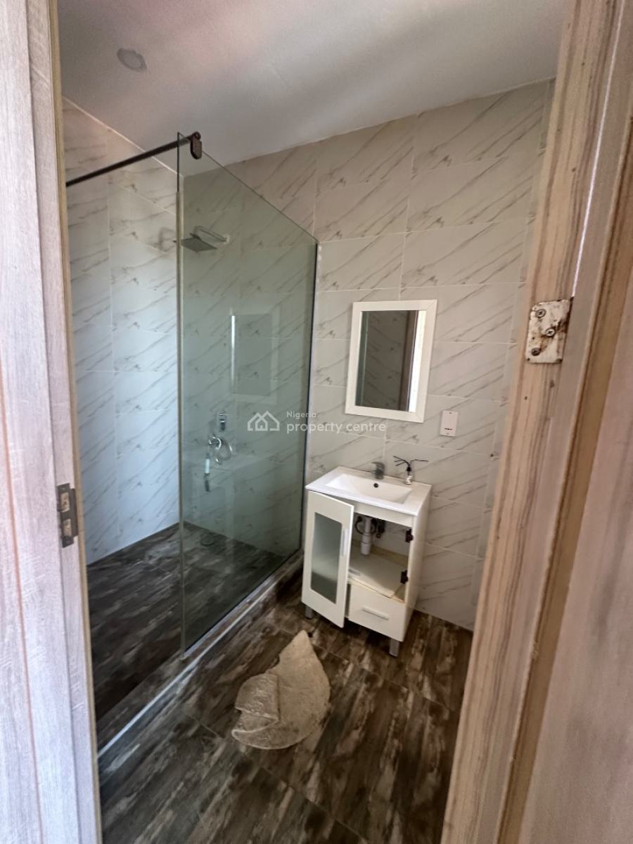 Standard 4-bedroom Flat with Bq Within Oniru, Off Palace Road, Oniru, Victoria Island (vi), Lagos, Terraced Bungalow for Rent