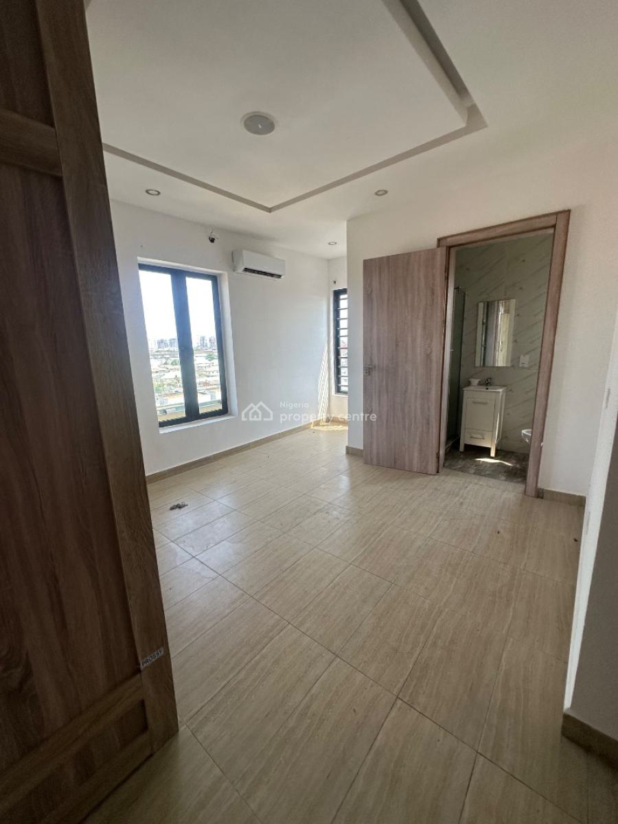 Standard 4-bedroom Flat with Bq Within Oniru, Off Palace Road, Oniru, Victoria Island (vi), Lagos, Terraced Bungalow for Rent