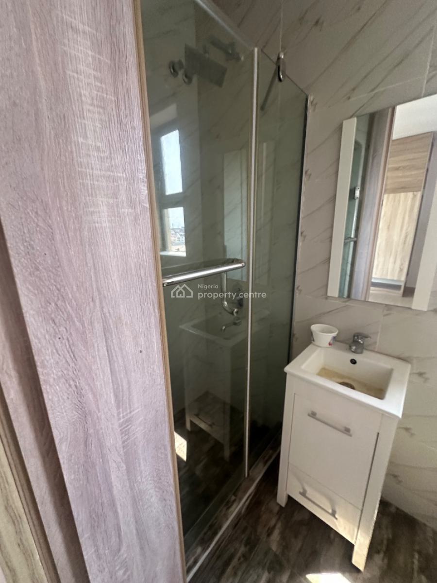 Standard 4-bedroom Flat with Bq Within Oniru, Off Palace Road, Oniru, Victoria Island (vi), Lagos, Terraced Bungalow for Rent