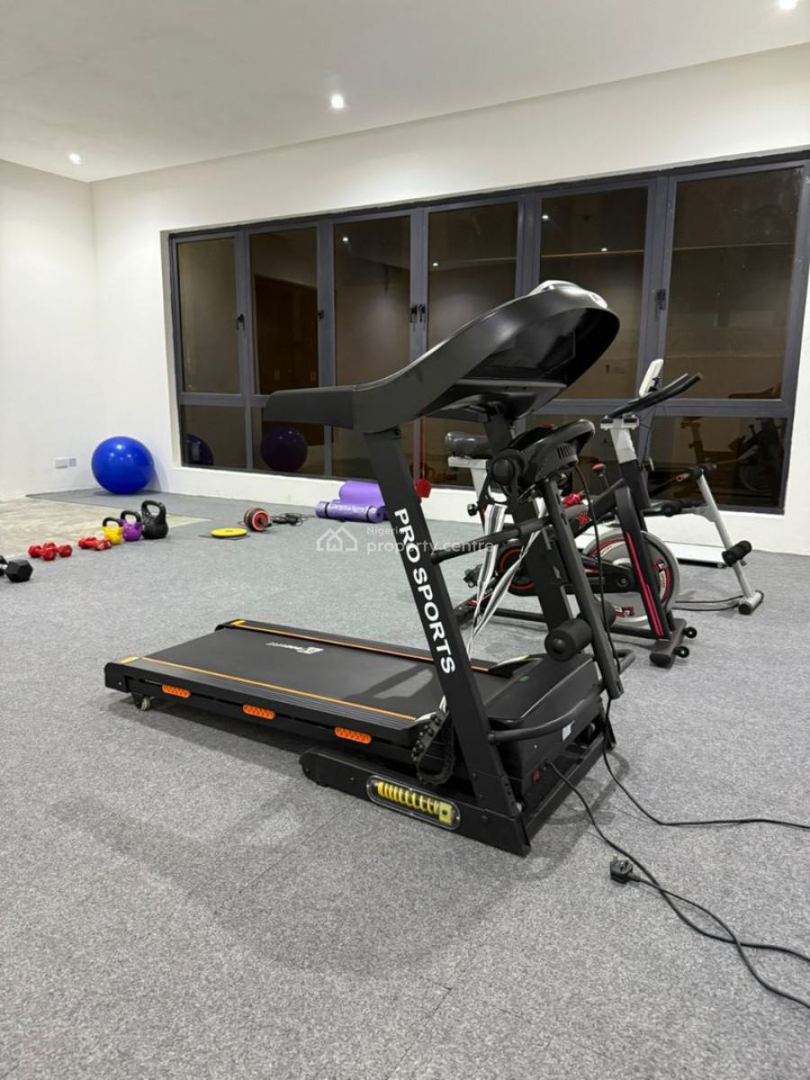 Nicely Furnished 1 Bedroom Apartment, Lekki Phase 1, Lekki, Lagos, Flat / Apartment Short Let