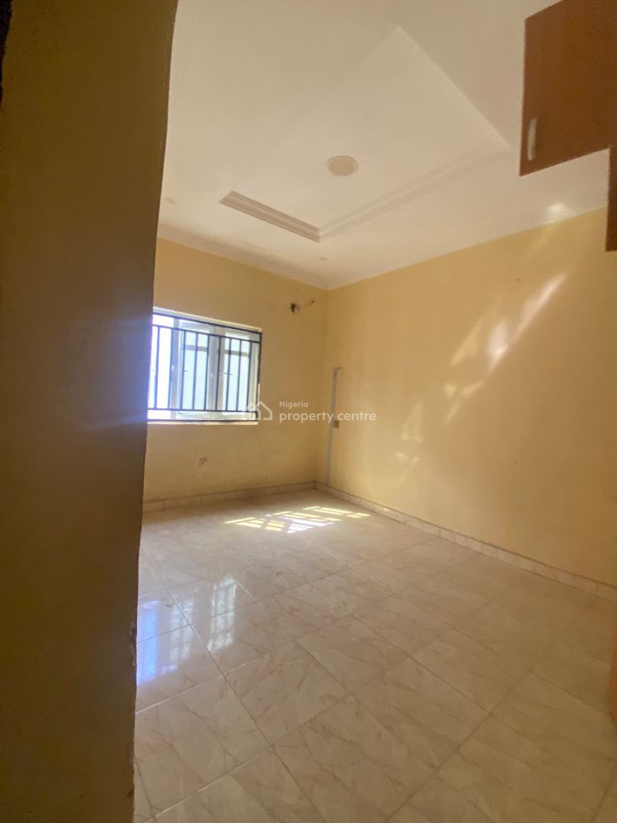 Spacious 3 Bedroom Apartment, Thera Estate Sangotedo Ajah, Sangotedo, Ajah, Lagos, Flat / Apartment for Rent