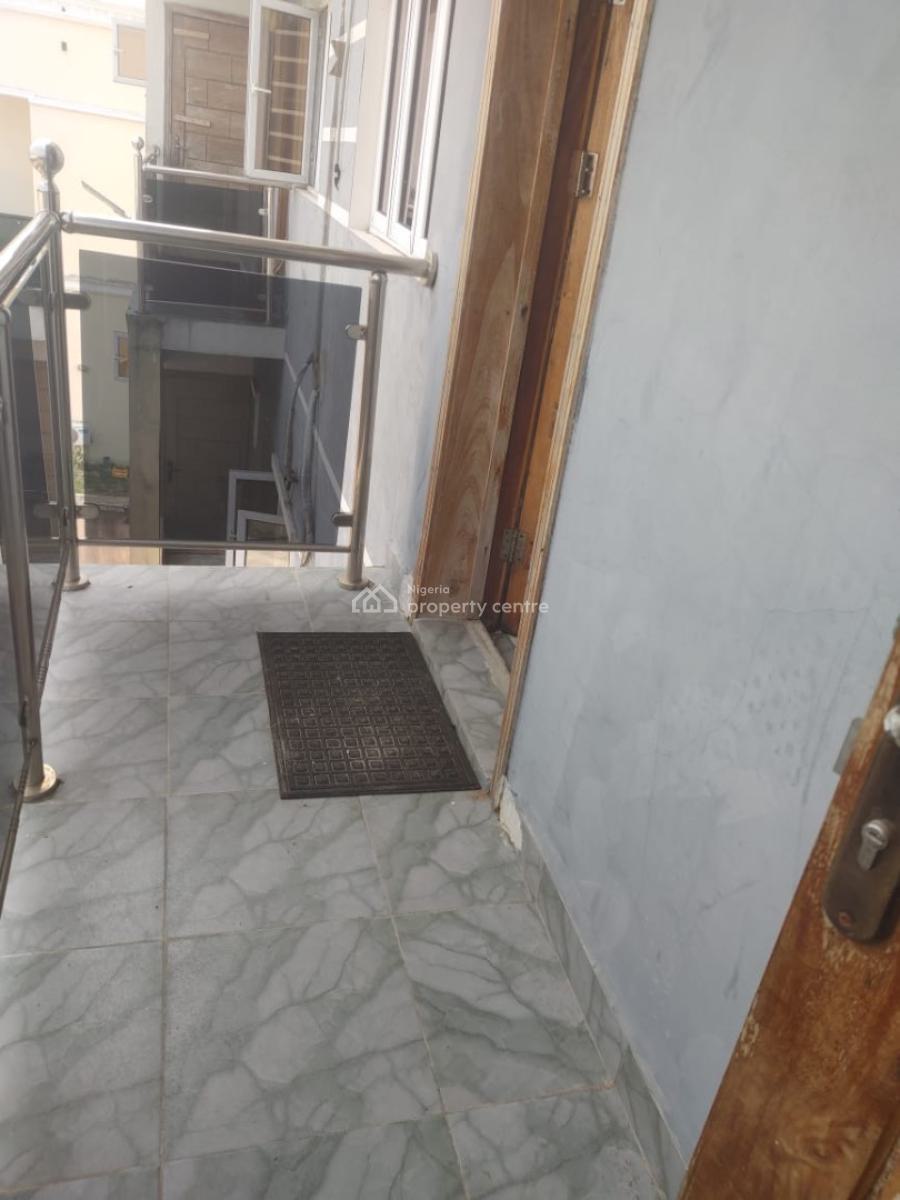 Very Sharp Luxury 2 Bedroom Apartment Upstairs, Olokonla, Ajah, Lagos, Flat / Apartment for Rent