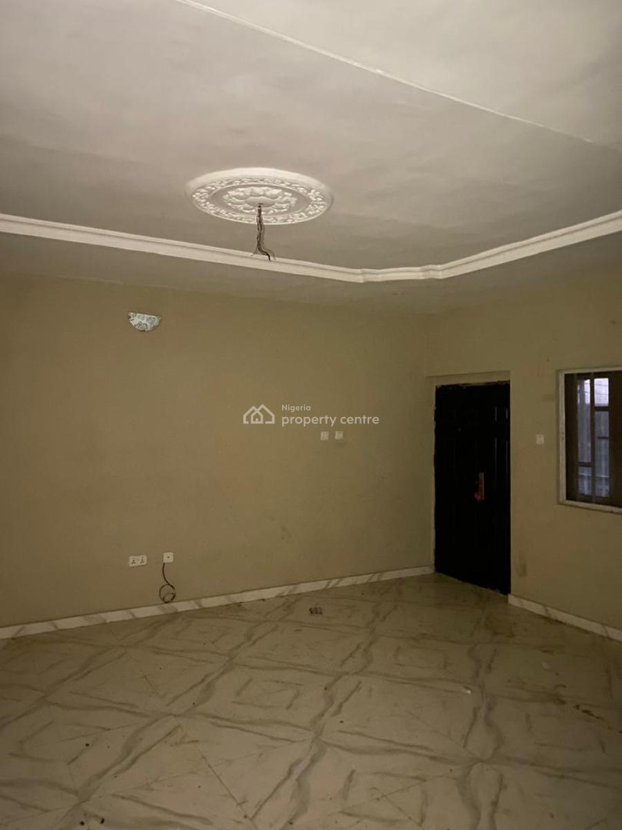 Very Spacious Luxury 3 Bedroom Flat, Orange Estate, Selewu, Igbogbo, Ikorodu, Lagos, Flat / Apartment for Rent