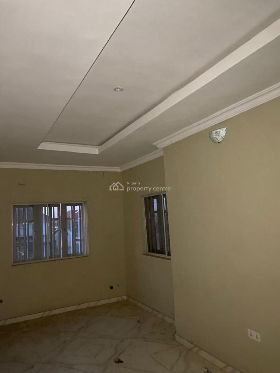 Very Spacious Luxury 3 Bedroom Flat, Orange Estate, Selewu, Igbogbo, Ikorodu, Lagos, Flat / Apartment for Rent