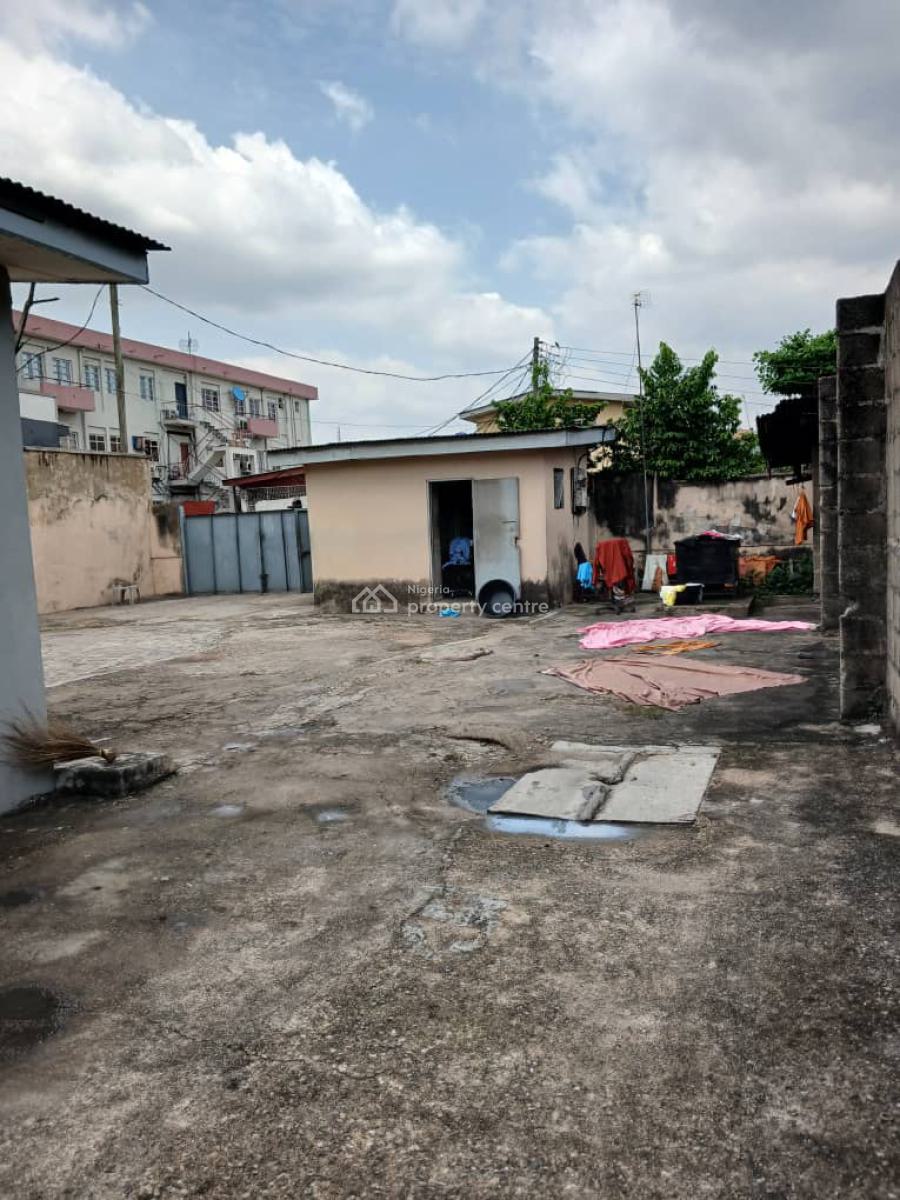 Lovely 4bedroom Bungalow on 550sqm, Behind Mobil Station Anthony, Anthony, Maryland, Lagos, Detached Bungalow for Sale