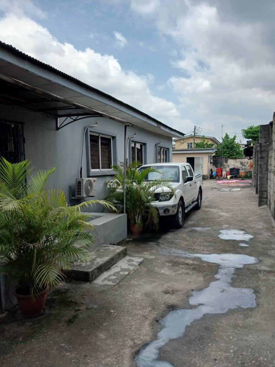 Lovely 4bedroom Bungalow on 550sqm, Behind Mobil Station Anthony, Anthony, Maryland, Lagos, Detached Bungalow for Sale