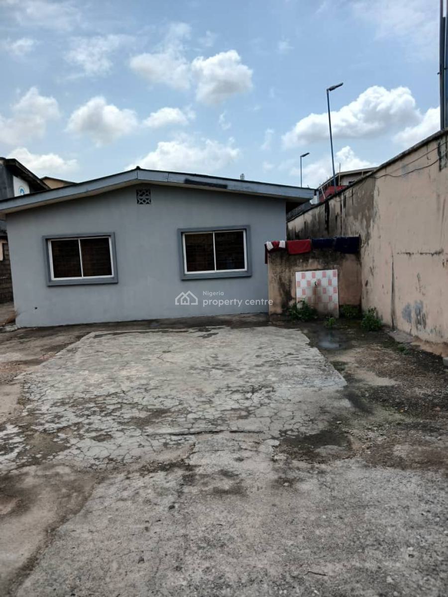Lovely 4bedroom Bungalow on 550sqm, Behind Mobil Station Anthony, Anthony, Maryland, Lagos, Detached Bungalow for Sale