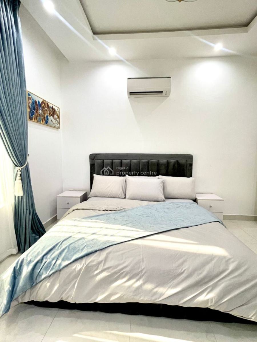 Nicely Furnished 2 Bedroom Apartment, Surulere, Lagos, Flat / Apartment Short Let
