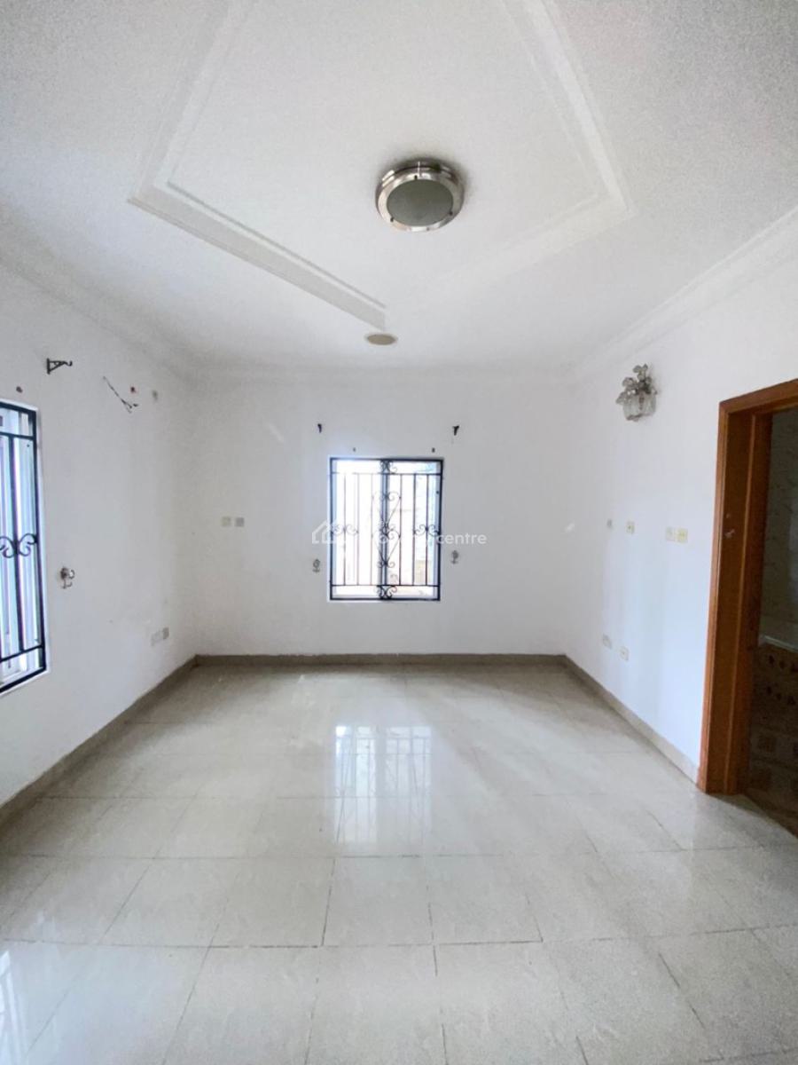 Single Room Shared Apartment in an Estate, Chevron, Lekki, Lagos, Flat / Apartment for Rent