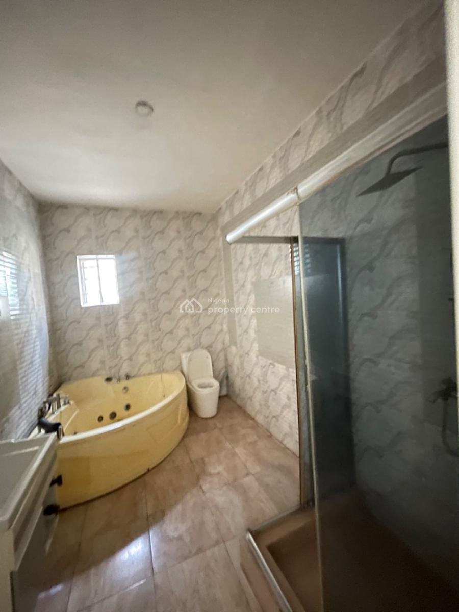 Luxury Spacious Master Bedroom, Ikota Villa, Ikota, Lekki, Lagos, Self Contain (single Rooms) for Rent