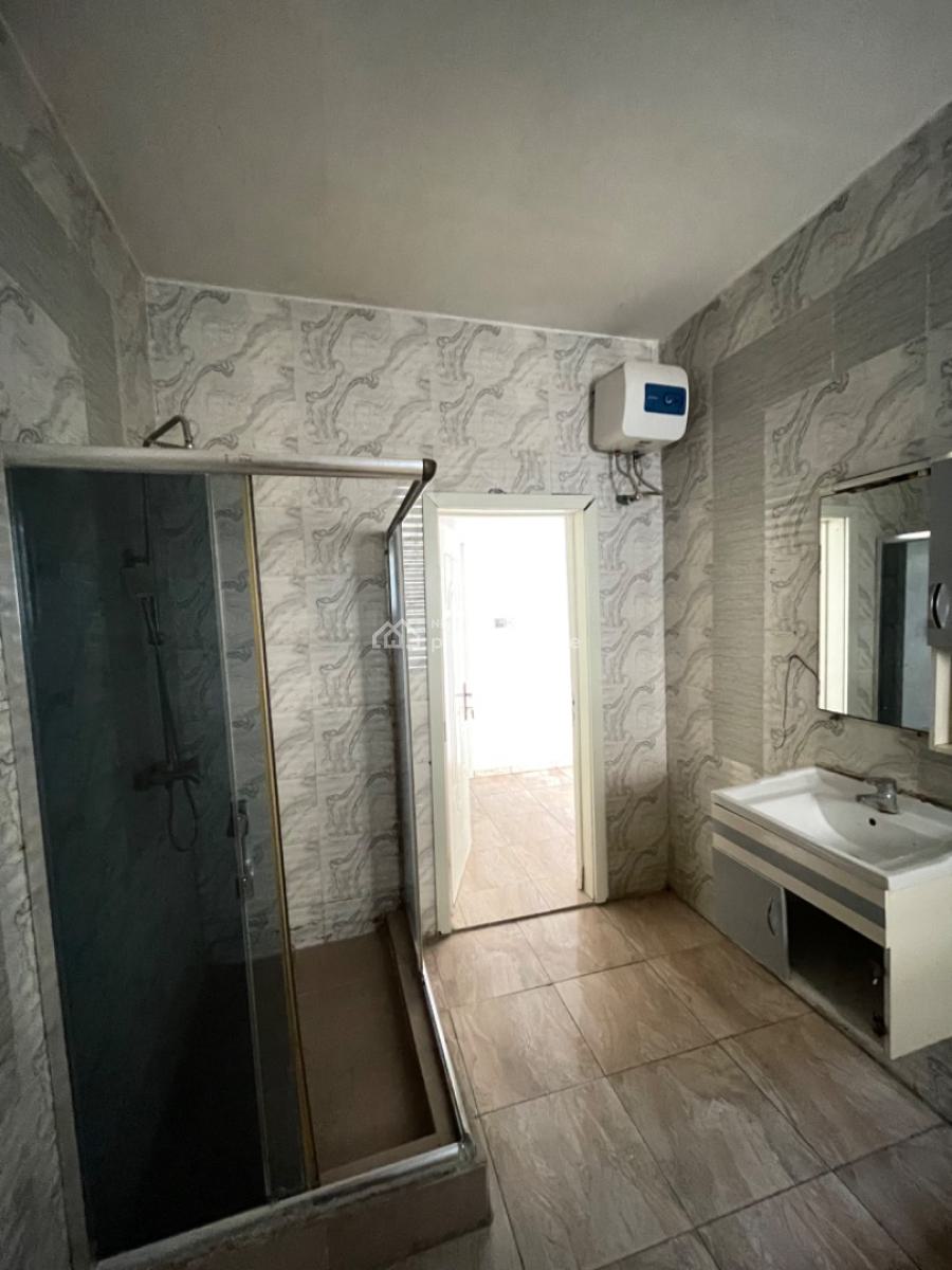 Luxury Spacious Master Bedroom, Ikota Villa, Ikota, Lekki, Lagos, Self Contain (single Rooms) for Rent