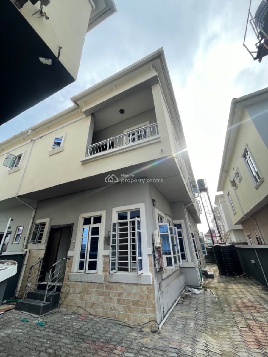 Life Luxury Studio Apartment with Kitchen, Ikota Villa Estate, Ikota, Lekki, Lagos, Self Contain (single Rooms) for Rent