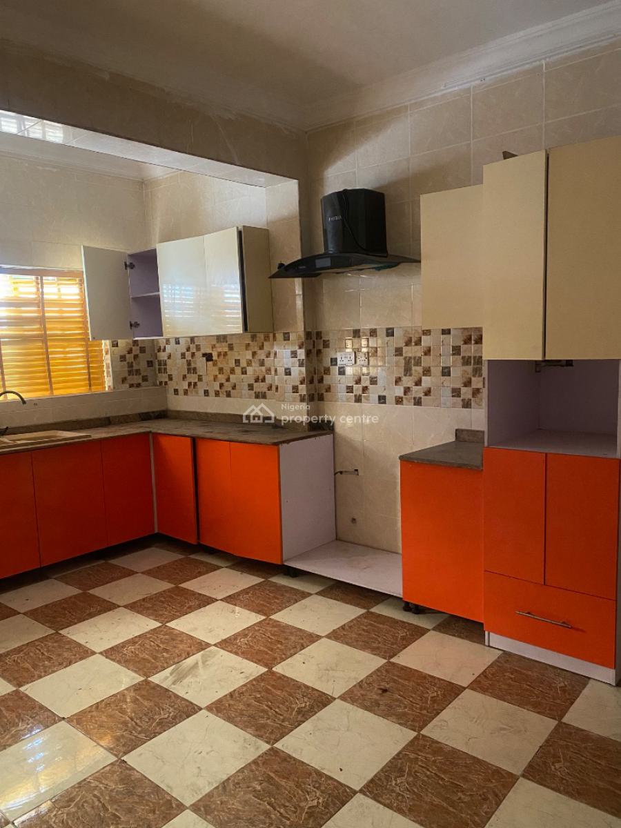 Spacious and Comfortable 3bed Room with Excellent Facilities at Ikate, Ikate Eleguchi, Lekki, Lagos, Flat / Apartment for Rent