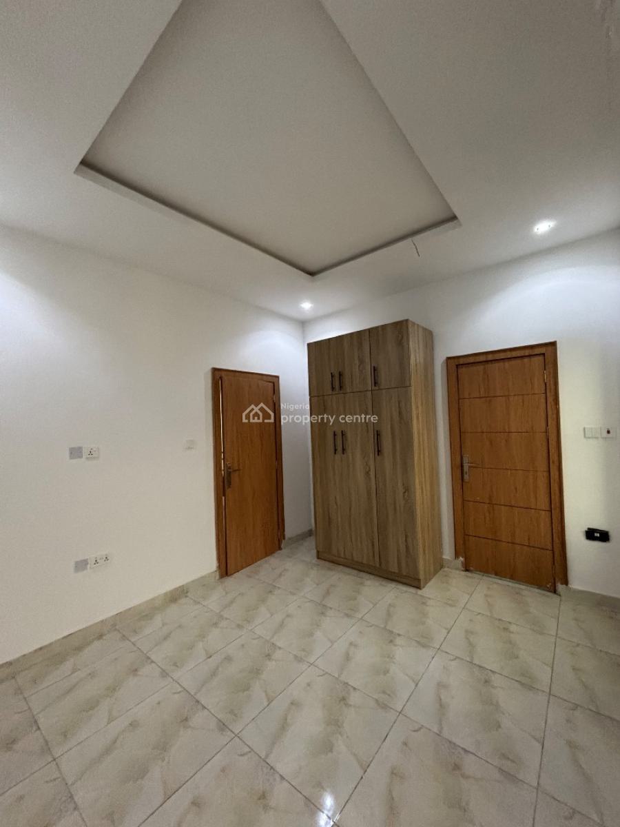 4 Bedroom Terrace with 1 Room Bq, Ifako, Gbagada, Lagos, Terraced Duplex for Sale