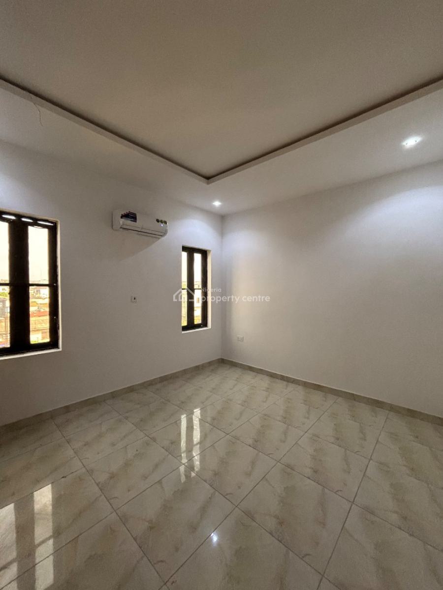 4 Bedroom Terrace with 1 Room Bq, Ifako, Gbagada, Lagos, Terraced Duplex for Sale