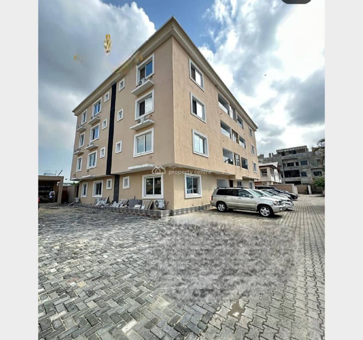 Spacious 3bedroom Flat with Bq on Ground Floor, Main Lekki Phase 1, Lekki Phase 1, Lekki, Lagos, Block of Flats for Sale