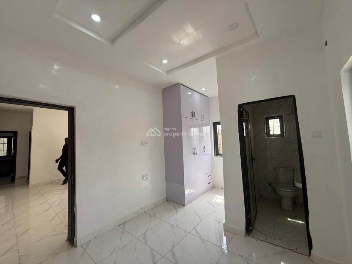 2 Bedroom Apartment, Katampe (main), Katampe, Abuja, Block of Flats for Sale