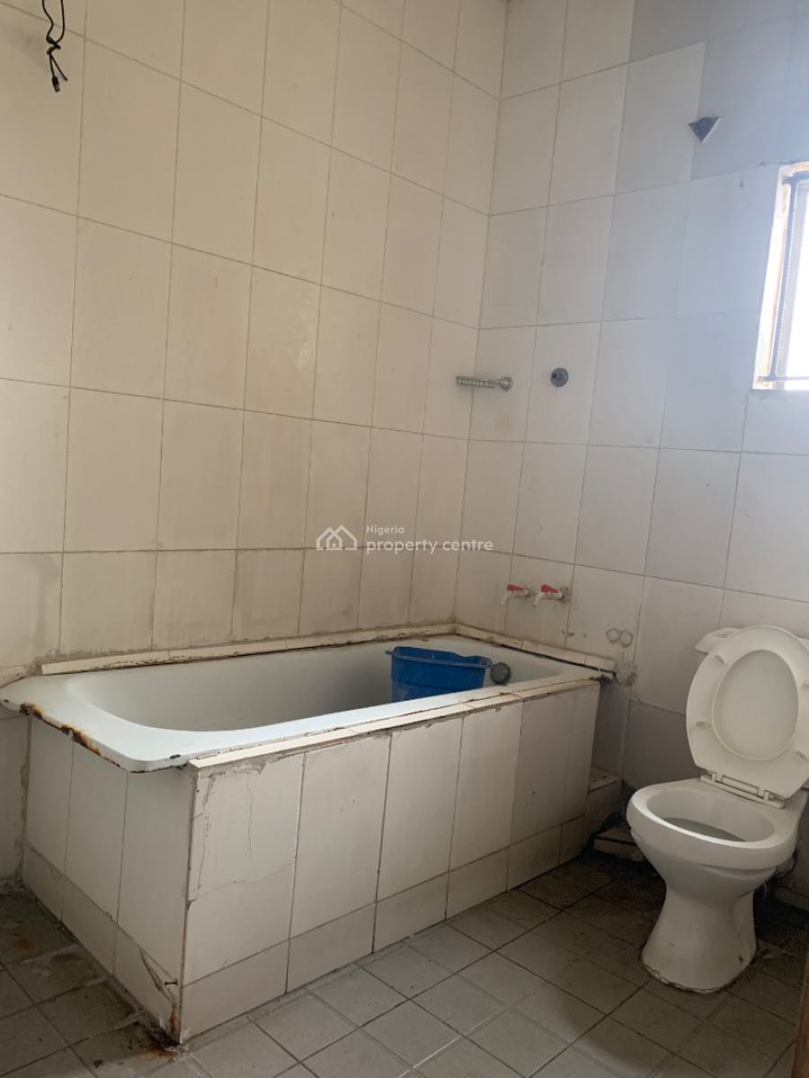 Well Maintained 2bedroom Flat, Off Freedom Way, Ikate, Ikate Elegushi, Lekki, Lagos, Flat / Apartment for Rent