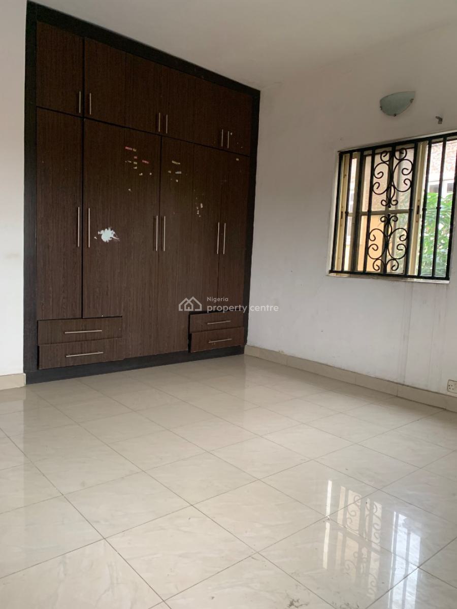 Well Maintained 2bedroom Flat, Off Freedom Way, Ikate, Ikate Elegushi, Lekki, Lagos, Flat / Apartment for Rent