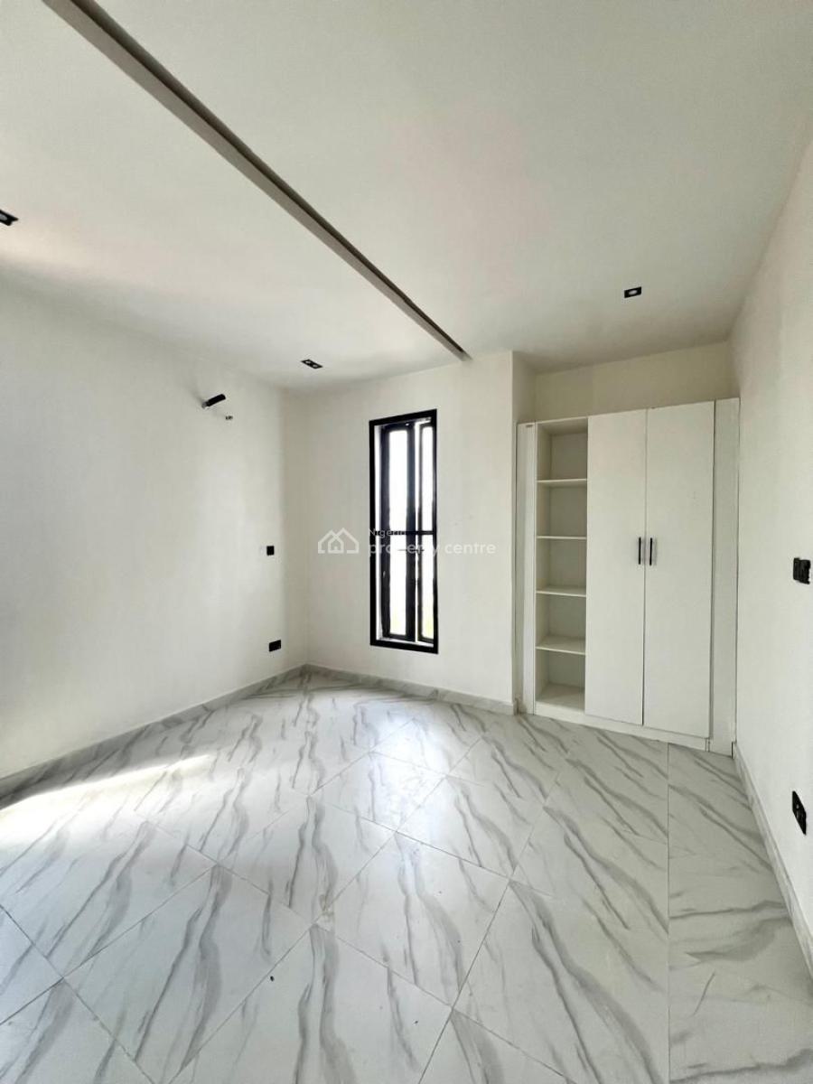 Brand New 2 Bedrooms Fully Serviced Apartment, Ologolo, Lekki, Lagos, Block of Flats for Sale