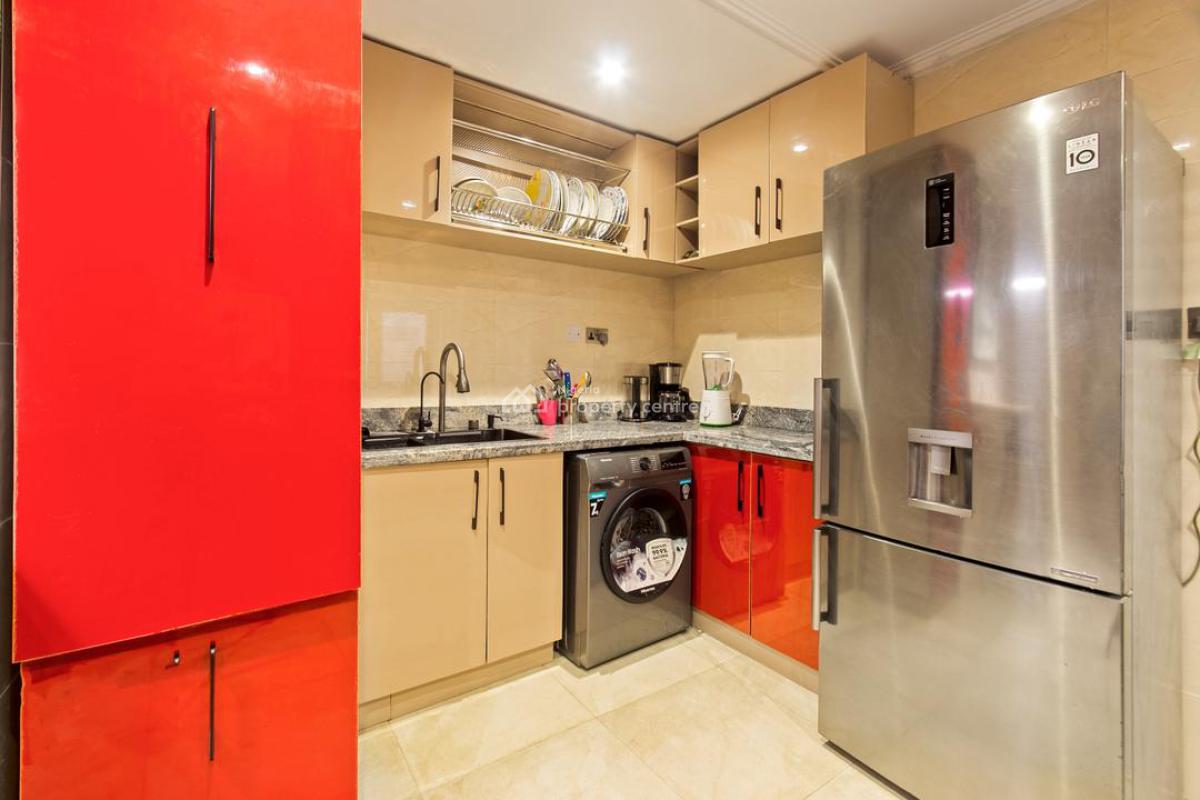 Stunning 3-bedroom Apartment with Mini Bar, Old Ikoyi, Ikoyi, Lagos, Flat / Apartment Short Let